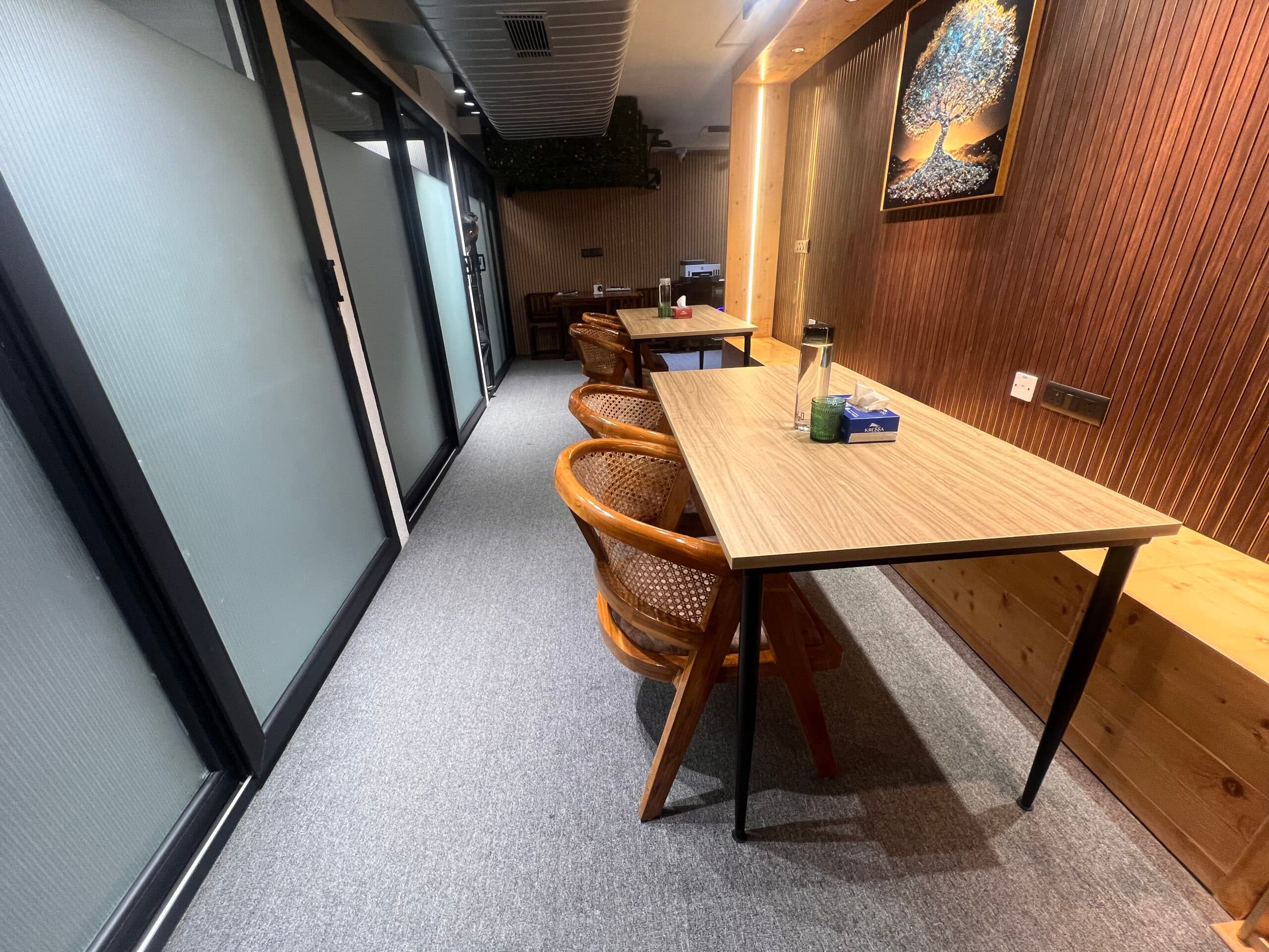 Interior corridor at COVYOM, Diplomatic Enclave